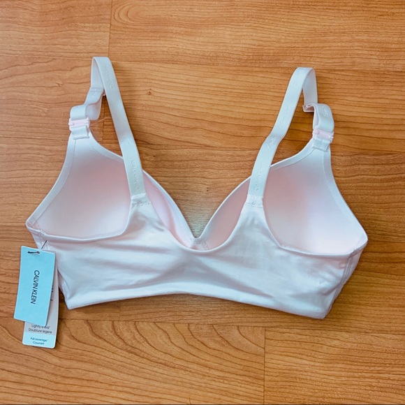 Calvin Klein Lightly Lined Wirefree Lounge Bra - Picture 6 of 13